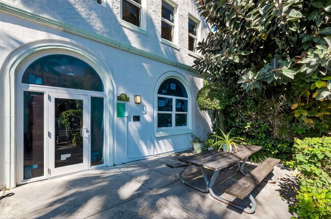 Photo - 802 Euclid Ave Unit 104