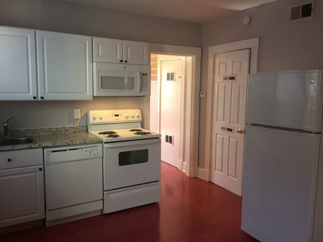 Photo - 6130 Southwest Ave Unit 2F