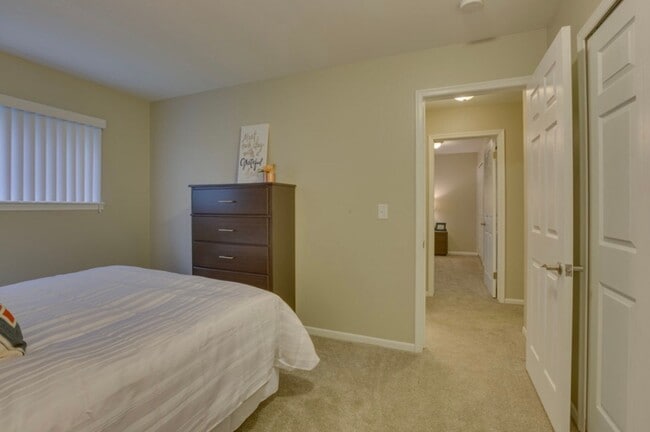 Photo - Sterling Hill Apartments