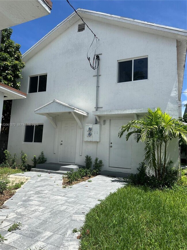 3123 NW 22nd Ct Unidad B