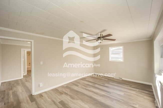 Photo - 206 E Crovat St