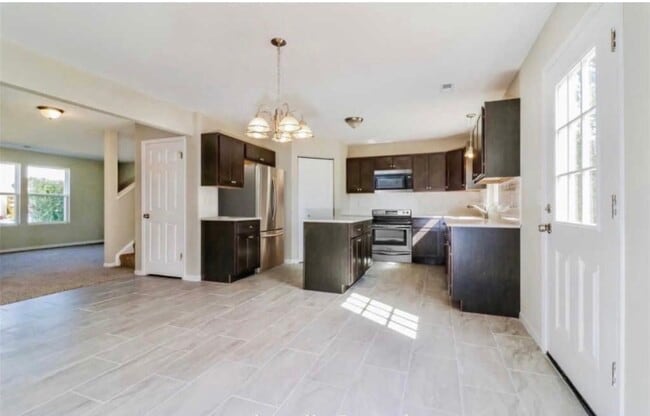 Photo - 141 Liberty Torch Ct