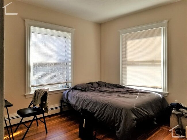 Photo - BU West / Packard's Corner - Renovated 5 bed/2 Bath on Chester St for September 1st, 2026