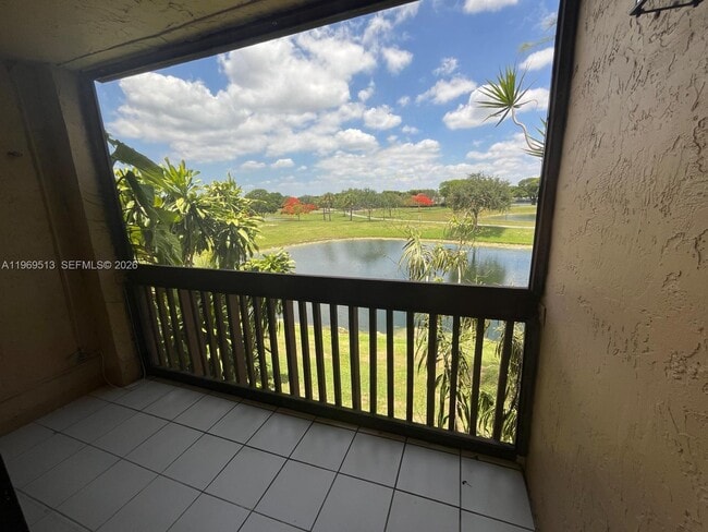 Photo - 271 W Park Dr Unit 7-2