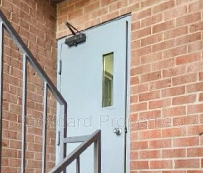 Photo - 479 Moores Mill Rd Unit #4