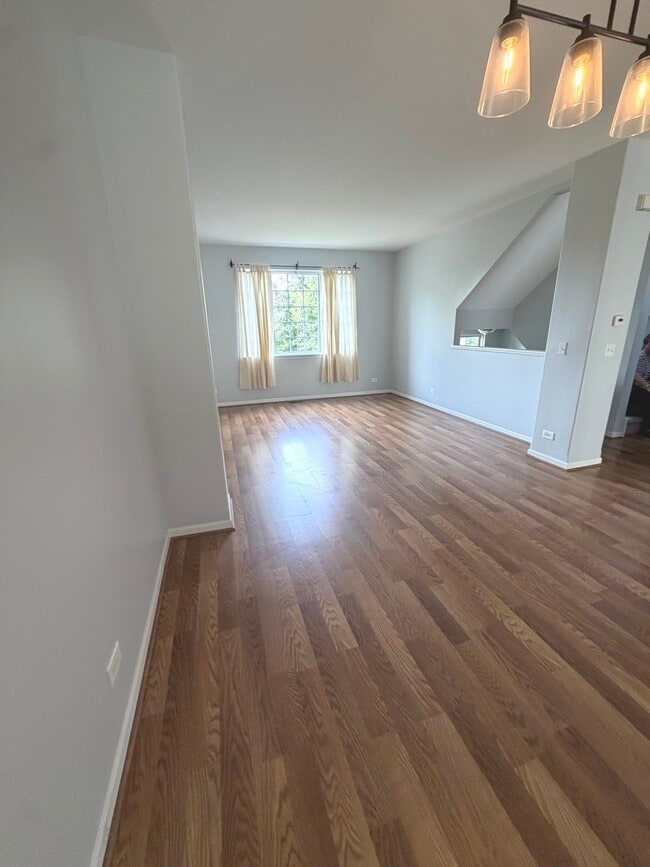1956 Concord Dr