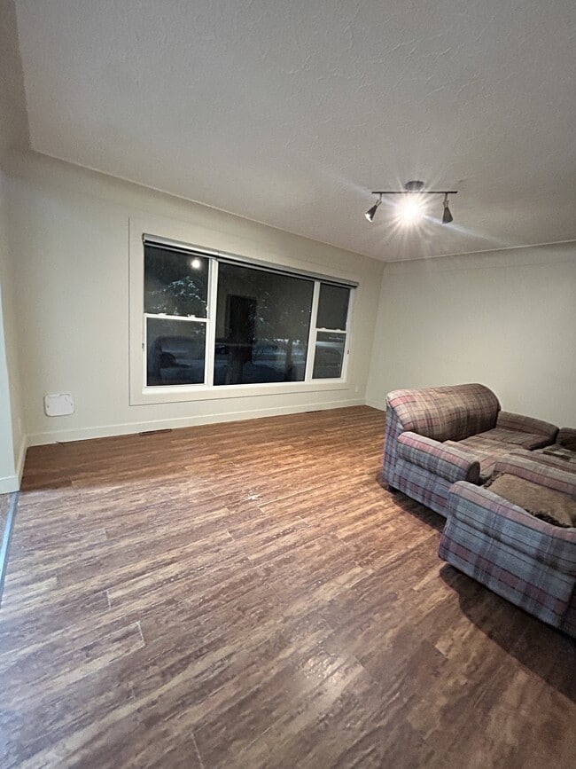 Photo - 9837-9868 68 Ave NW