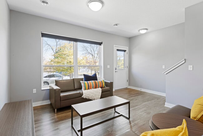 4BR, 4BA - Townhome - Ashby