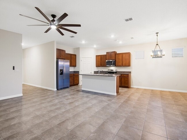 Photo - 6780 Canterbridge Dr