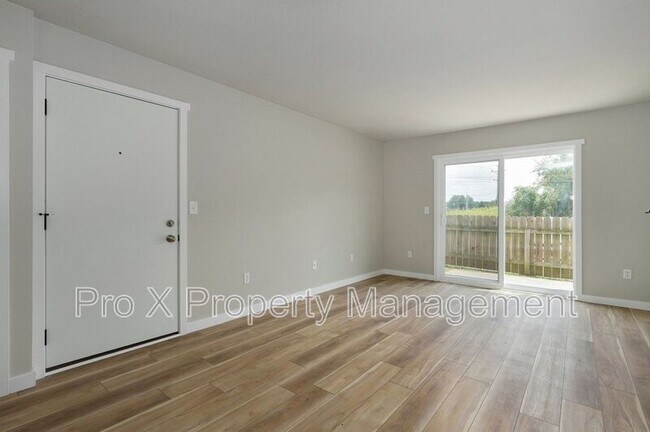 Photo - 2213 E Macs Ct Unit 6