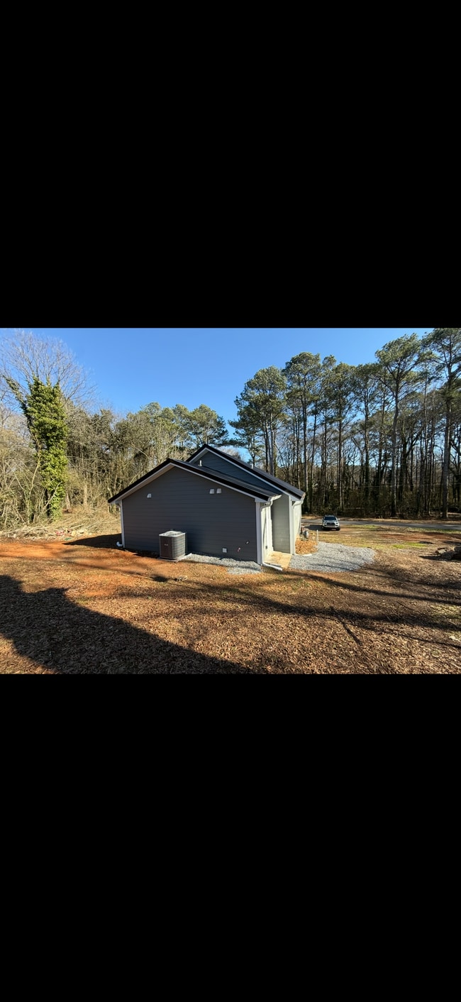 Photo - 227 Tolbert St NE