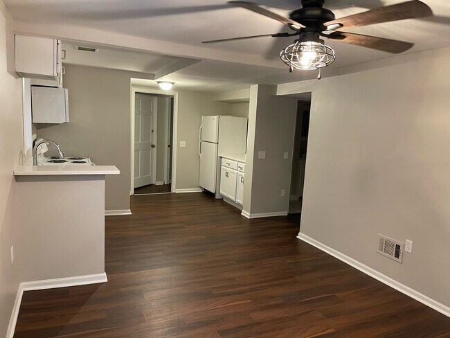 View from front entrance - 1316 Wisconsin Ave Unit Garden