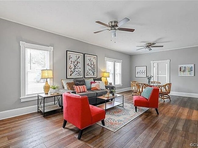 Photo - 2609 Poplar St