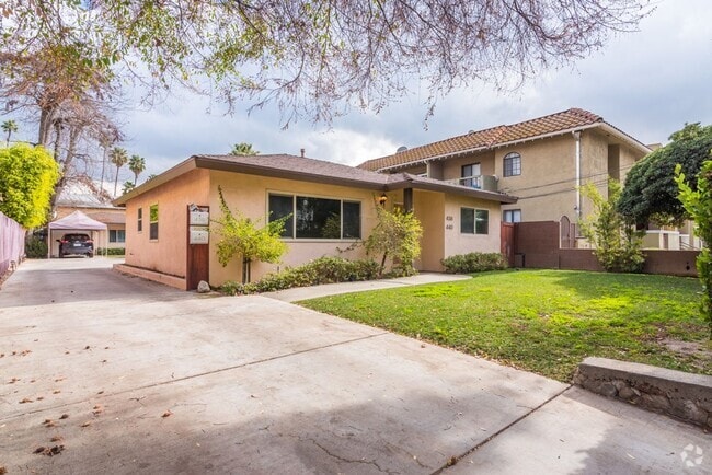 Building Photo - Chester Duplex Unit 438 Rental