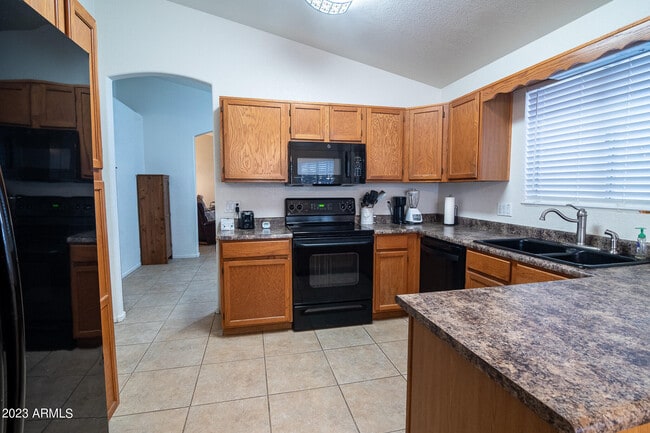 Photo - 18837 N 43rd Pl