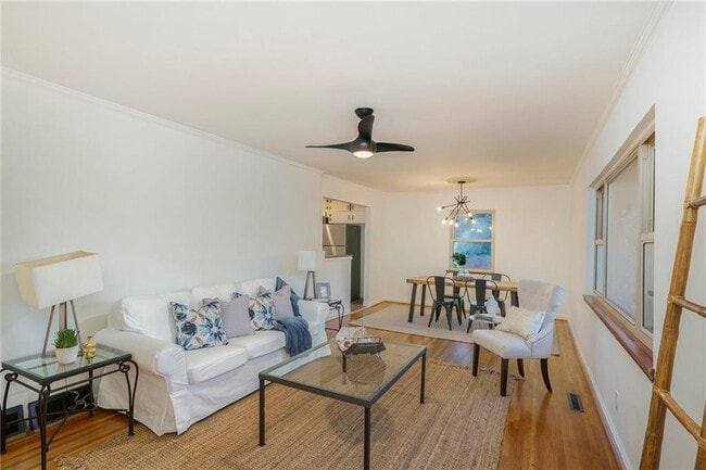 Photo - 436 Grady Pl