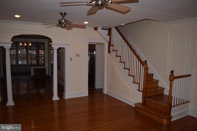 Photo - 104 Longfellow St NW
