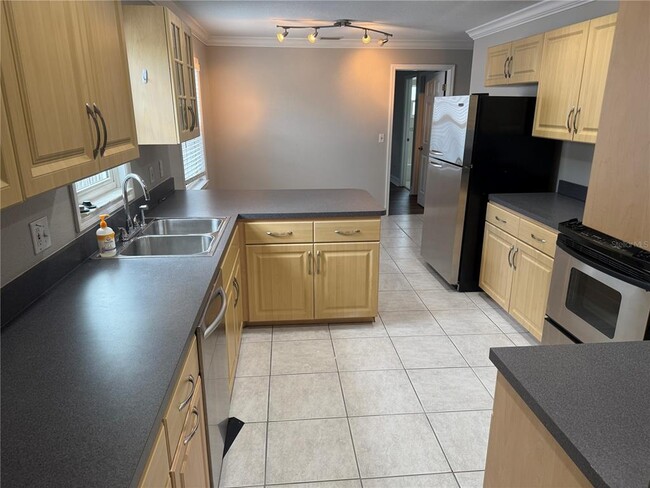 Photo - 8601 Rue Chateaux Dr