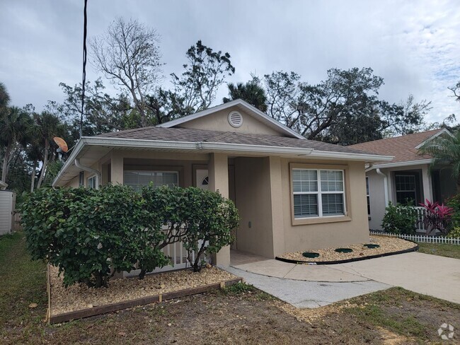 Building Photo - Coming Soon! Port Orange 3/2 Spruce Creek ... Rental