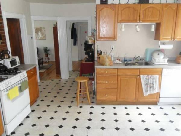 Photo - 36 Brackett St Unit 3