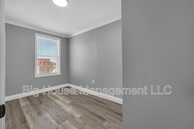 Photo - 1725 Hollins St Unit 4