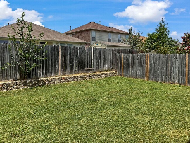 6521 Regina Dr