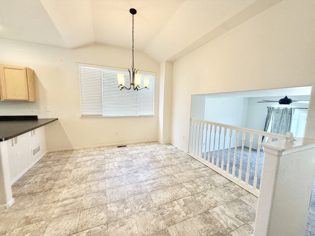 3442 Curlew Dr