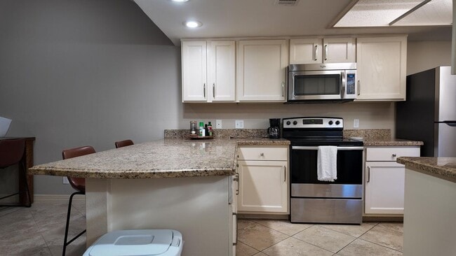 Photo - 1809 Highland Park Ave