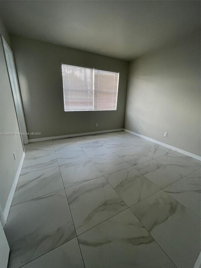 Photo - 1102 S K St Unit 8