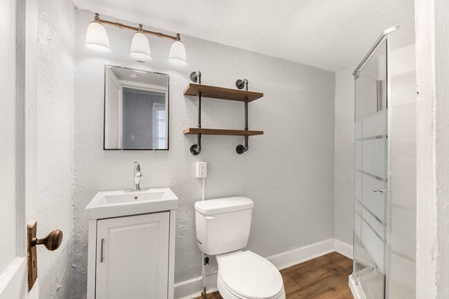 Photo - Two bedroom available for a move in right ... Unit 1006 Runnion Ave Apt.201 Fort Wayne, IN 46808