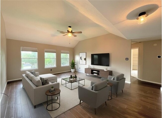 Building Photo - 16407 Stone Prairie Dr