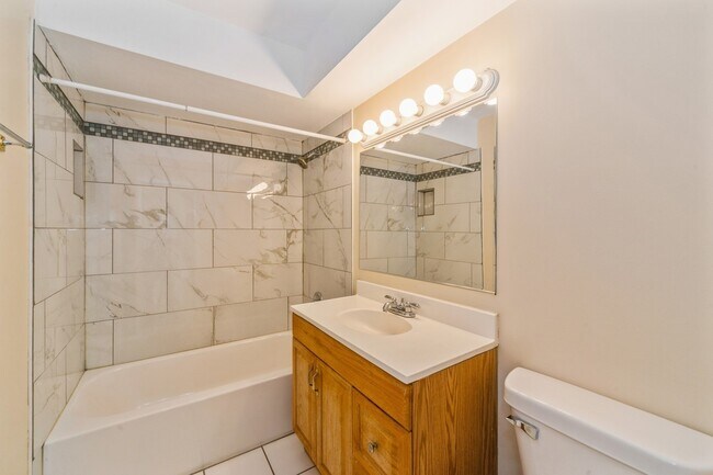 Photo - 2334 W 111th St Unit 2