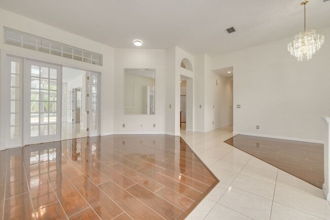 Photo - 3713 Siena Ln