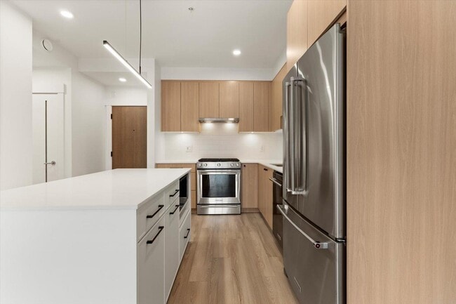 Photo - 2771 Montrose Ave Unit 209