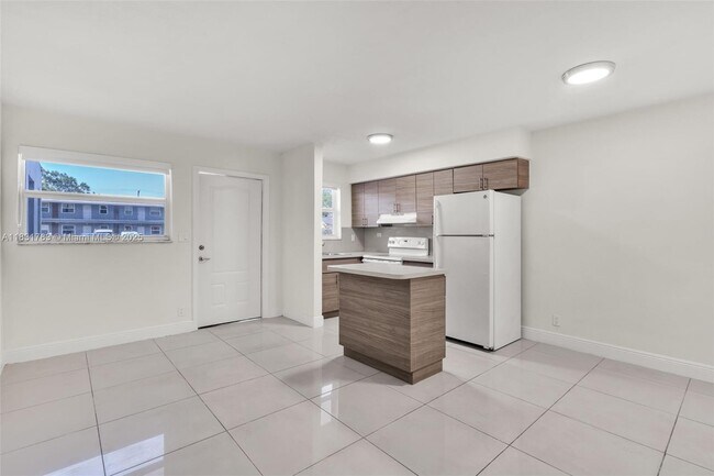 Photo - 6034 Arthur St Apartment Unit 3