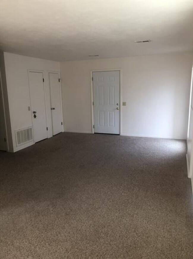 Photo - 500 Curry Ln Unit 101