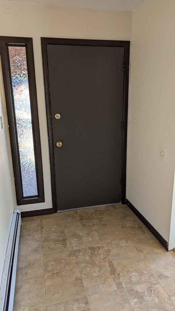 Photo - Bright & Spacious 2 Bed with Balcony in Prime Location