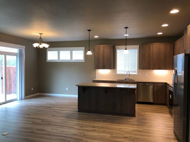 Photo - Small Quiet Neighborhood