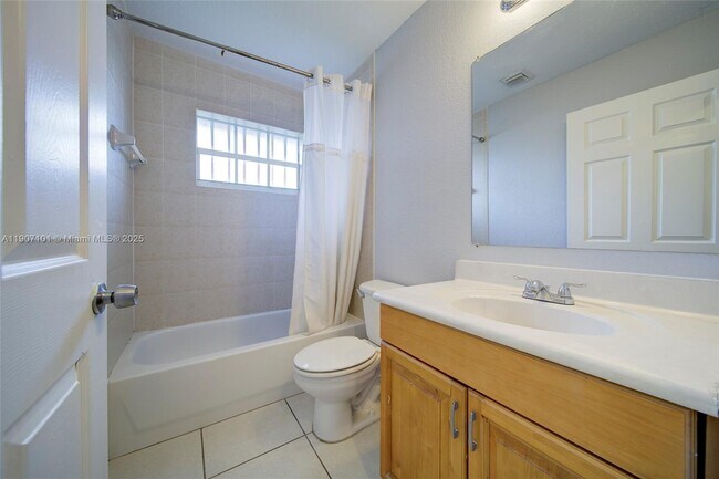 Photo - 10450 SW 172nd St Unit 10452