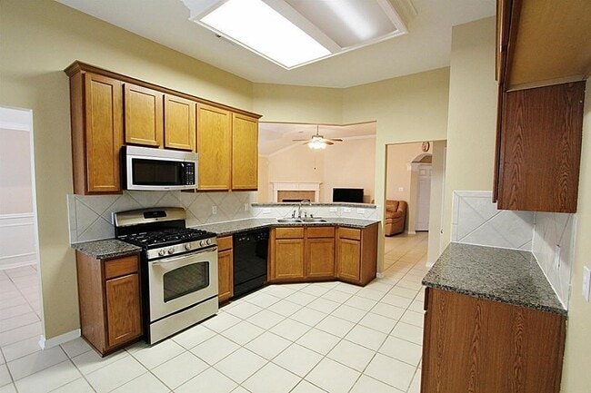 Photo - 22119 Torricelli Ln