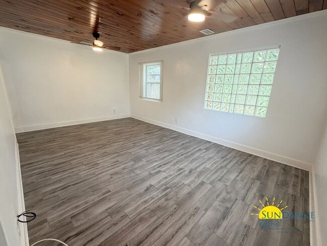 Photo - Great 4 Bedroom Home with Water View in Downtown Fort Walton Beach!