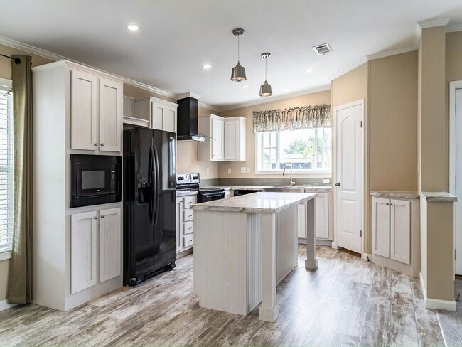 Photo - 7431 43rd Way N