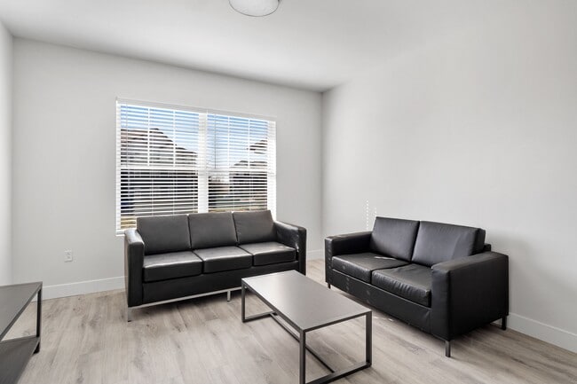 Parc at 720