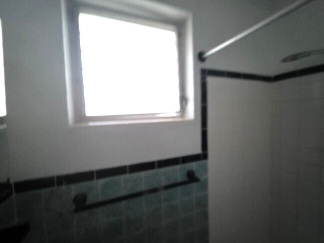 Photo - 504 6th Ave NW