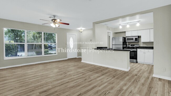 Photo - 3002 Arthur St