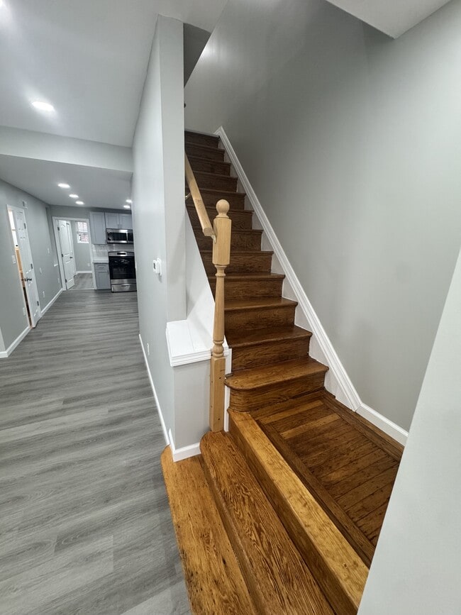 Photo - 3230 N Newkirk St