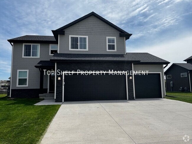 Building Photo - 3029 6th Ave SW Rental