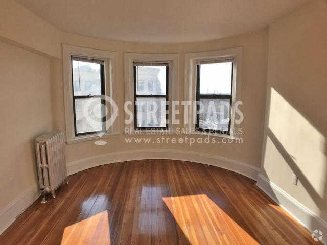 Building Photo - 2 bedroom in Cambridge MA 02139 Rental