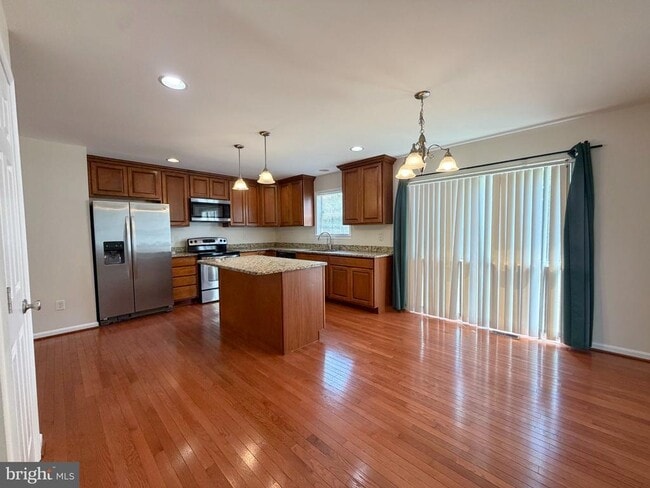 Photo - 10 S Meadow Ct