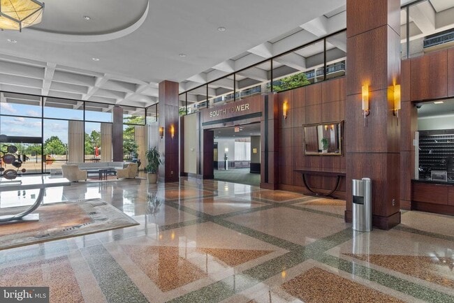 Building Photo - 3705 S George Mason Dr Unit 411S